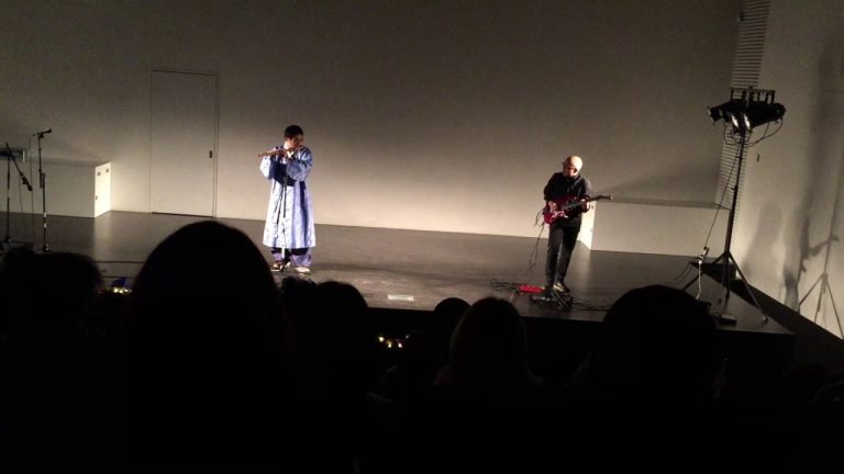 즉흥연주 Improvisation : Daegeum and guitar (Paris, France)