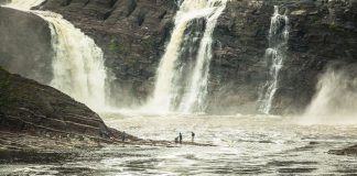 폭포A Water Fall — 권순자 시인